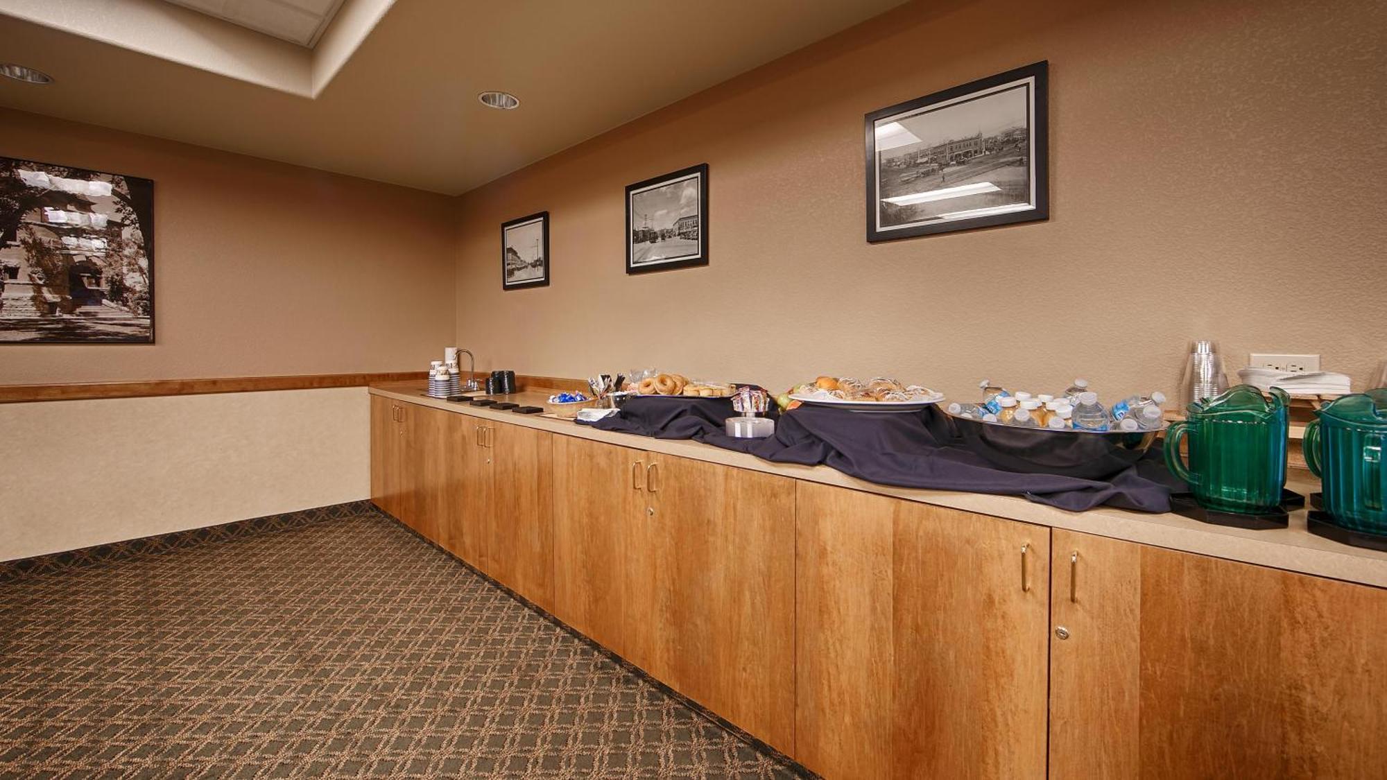 Best Western University Inn Fort Collins Exterior photo